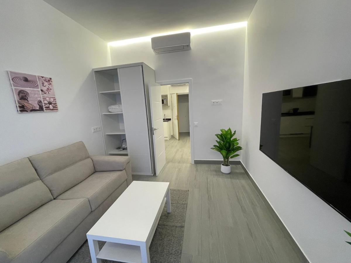 Suara Apartamentos 1 Madri Exterior foto