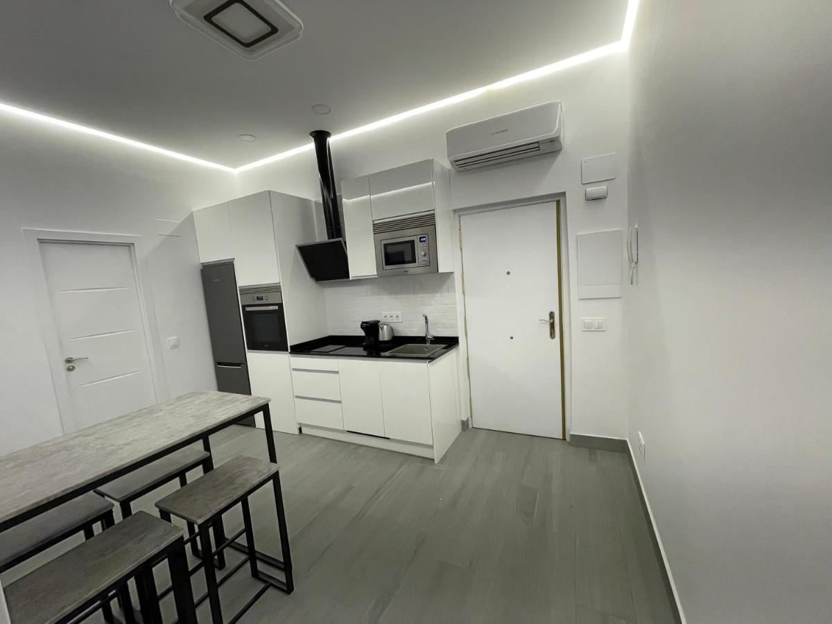 Suara Apartamentos 1 Madri Exterior foto