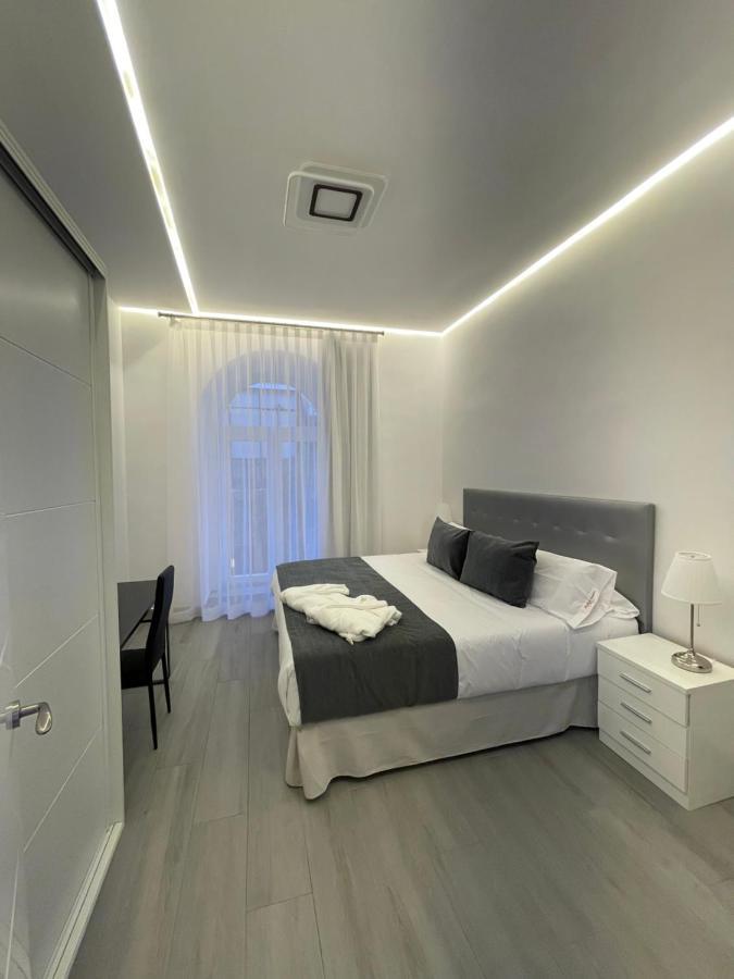Suara Apartamentos 1 Madri Exterior foto